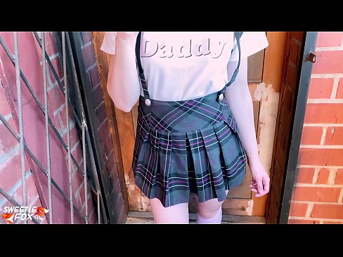 ❤️ Koolitüdruk imeb sügavalt oma riista ja kuratab klasside asemel. Pornovideo at et.xxxifuck.ru