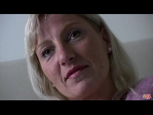 ❤️ Ema, keda me kõik keppisime ... Daam, käitu! Pornovideo at et.xxxifuck.ru